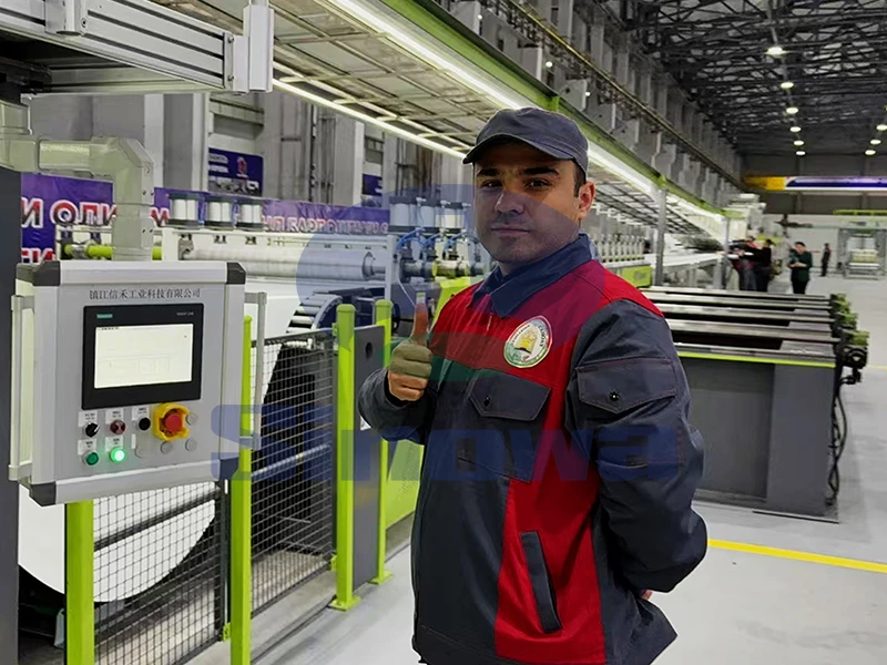 How Many Operators Are Required To Run A Full PU Sandwich Panel Line?